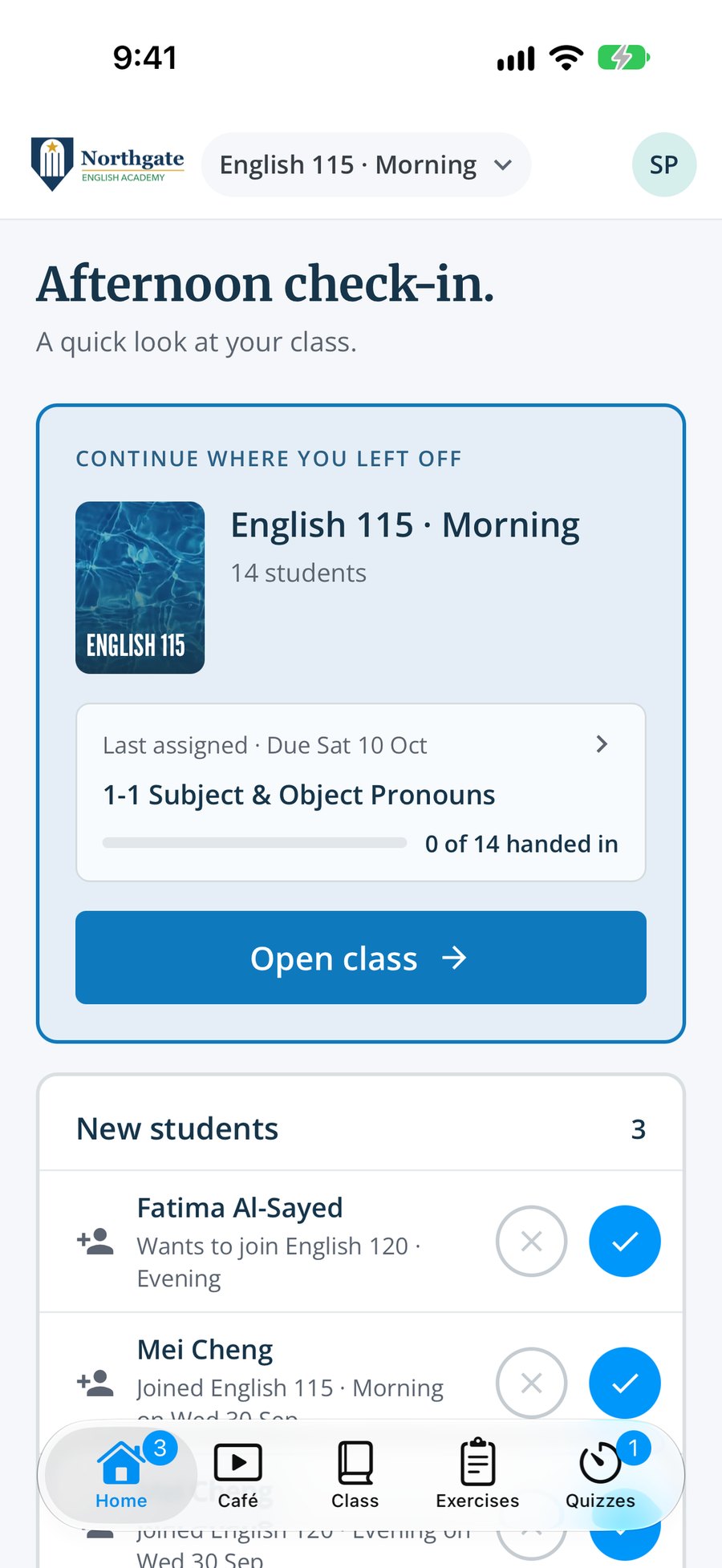 The teacher’s home screen in the Smrt app: the latest assignment with 0 of 14 handed in, and new students to approve